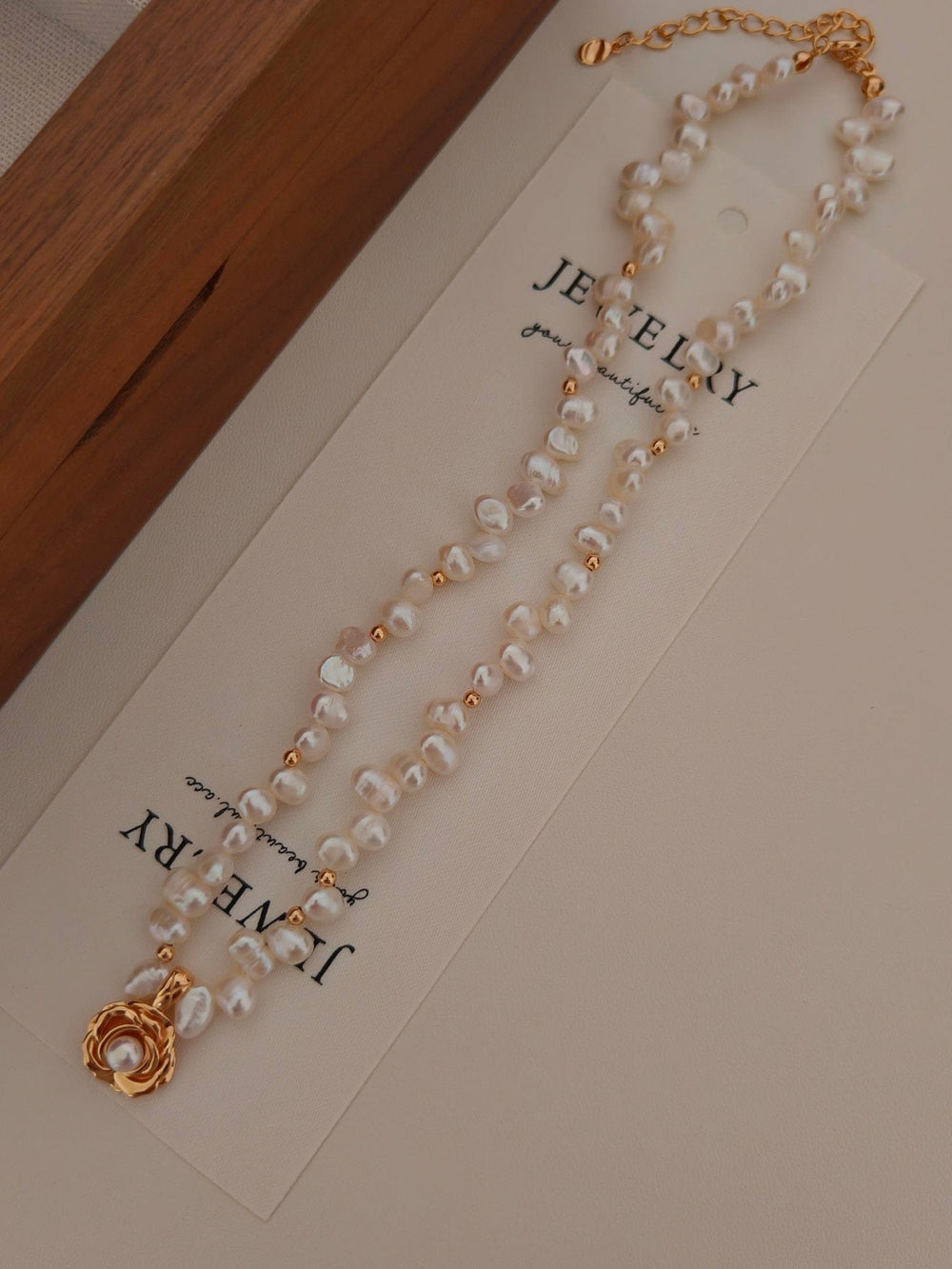 Irregular Pearl Rose Necklace