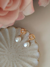 Sunflower Baroque Pearl Stud