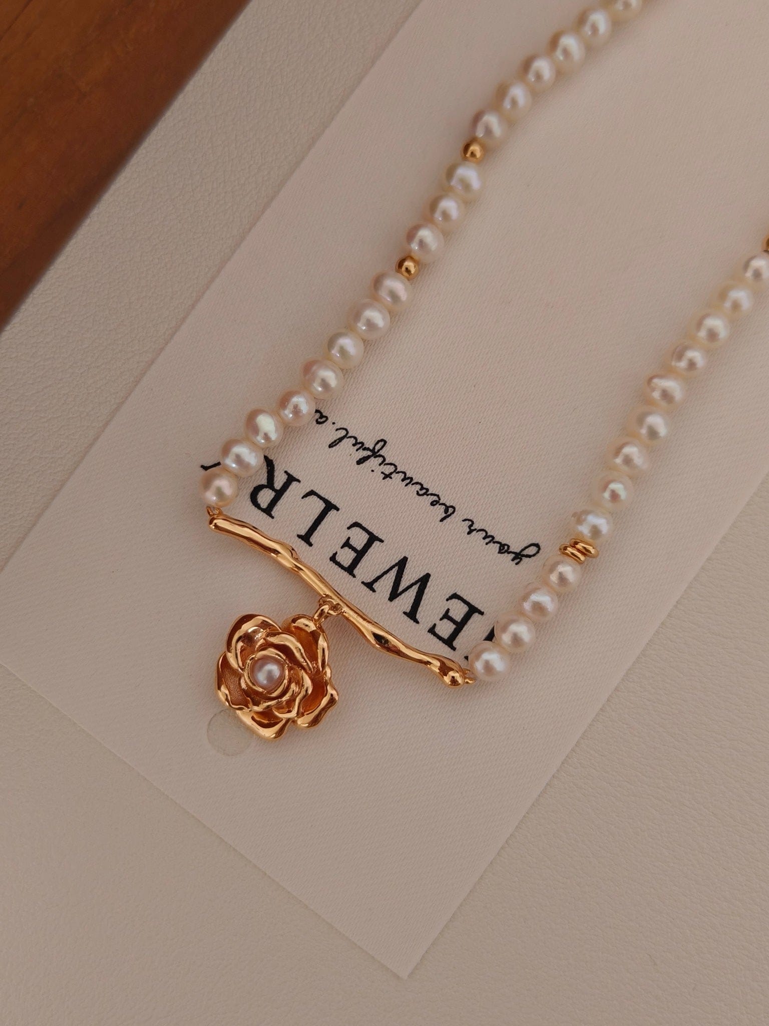 Rose Pearl Necklace